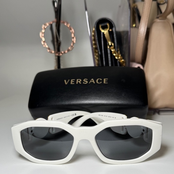 VERSACE white womans sunglasses - Picture 7 of 9
